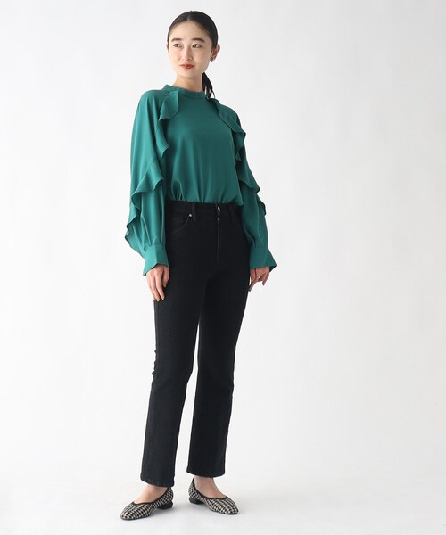 OPAQUE.CLIP（オペークドットクリップ）の「◆フリルスリーブイージーケアブラウス【洗濯機洗い可】（シャツ/ブラウス・レディース・グリーン/ブラック/ブラック系/オフホワイト・38/40/42/36）」の17枚目の写真