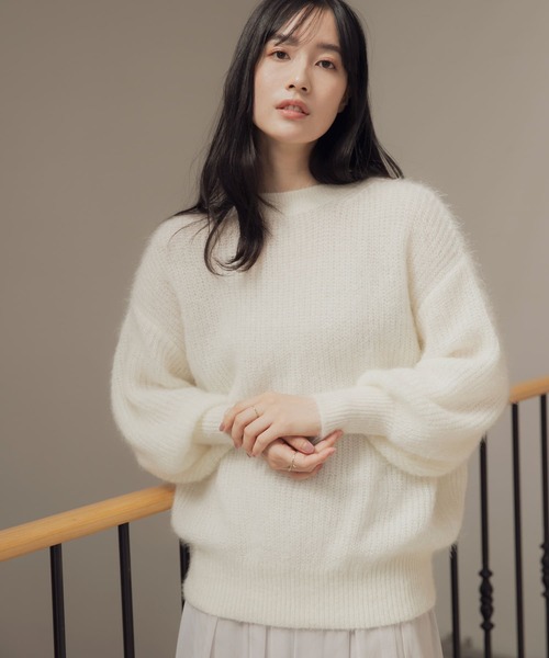 HEYUMM（ヘユム）の「エアリーヤーンクルーネックセーター（ニット/セーター・レディース・ライトベージュ/ブラック/アイボリー・ONE）」の21枚目の写真