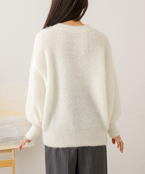 HEYUMM（ヘユム）の「エアリーヤーンクルーネックセーター（ニット/セーター・レディース・ライトベージュ/ブラック/アイボリー・ONE）」の13枚目の写真