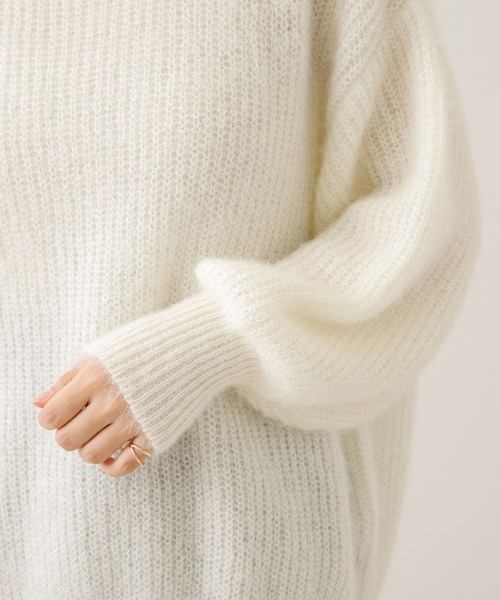 HEYUMM（ヘユム）の「エアリーヤーンクルーネックセーター（ニット/セーター・レディース・ライトベージュ/ブラック/アイボリー・ONE）」の15枚目の写真