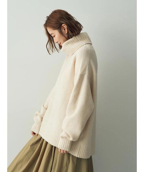 YECCA VECCA(イェッカヴェッカ)の「オフタートルネックソフトニット(ニット/セーター・レディース・アイボリー/レッド/チャコールグレー・FREE)」の7枚目の写真
