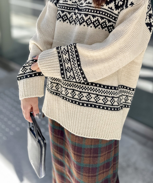 COMMRE（コムル）の「【COMMRE / コムル】襟付きジャガード柄 プルオーバー（ニット/セーター・レディース・アイボリー/ブラック・FREE）」の10枚目の写真