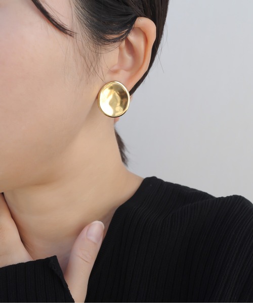 ieLS(イエルズ)の「金属アレルギー対応「ieLS」ステンレス ニュアンスプレートイヤリング(イヤリング・メンズ・ゴールド/シルバー・ONE SIZE)」の7枚目の写真