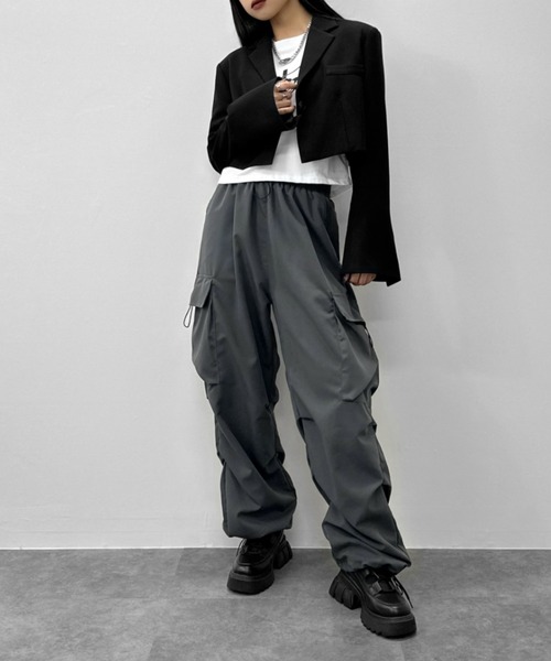 【フェミニンさもあり♡新作】LV クロップトップ セール】【LVEU.】サークルグラフィッククロップドロンT