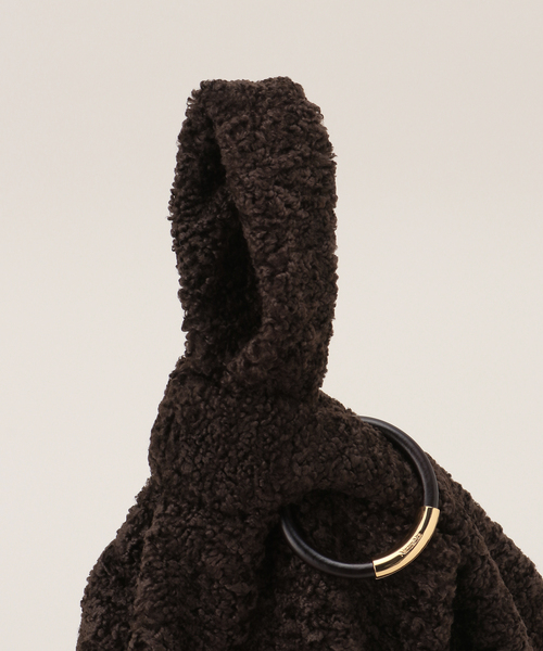 nanushka(ナヌーシュカ)の「【NANUSHKA/ナヌーシュカ】JEN LARGE FAUX SHEARLING(ハンドバッグ・レディース・ブラウン・FREE)」の8枚目の写真