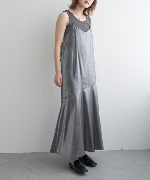 notch.（ノッチ）の「グリッターキャミワンピース（ワンピース・レディース・ブラック/ベージュ・M）」の8枚目の写真