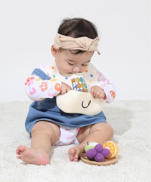 BABYDOLL(ベビードール)の「お食事 シリコン スタイ 9142(スタイ/よだれかけ・キッズ・オフホワイト・ONE SIZE)」の4枚目の写真