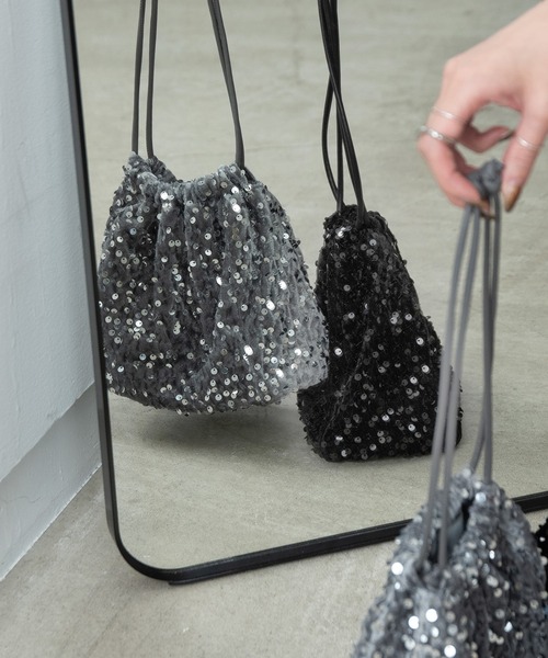 Amiur(エミレ)の「sparkling purse bag / スパークリングパースバッグ(ハンドバッグ・レディース・ブラック/グレー・FREE)」の4枚目の写真
