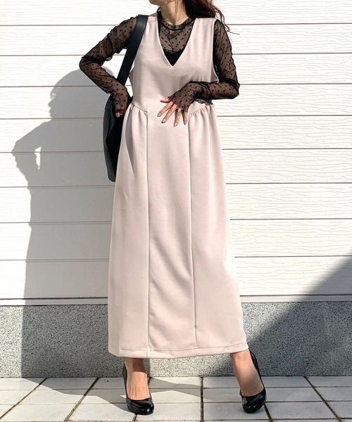 Q(キュー)の「サイドギャザージャンスカ(ジャンパースカート・レディース・ブラック/グレイッシュベージュ・MEDIUM)」の18枚目の写真