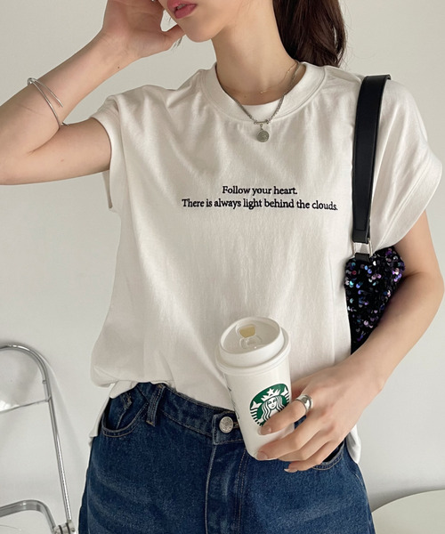 Eclat one（エクラワン）の「レタリング刺繍 フレンチスリーブ カットソー（Tシャツ/カットソー・レディース・オフホワイト/ネイビー/ミント・FREE）」の4枚目の写真