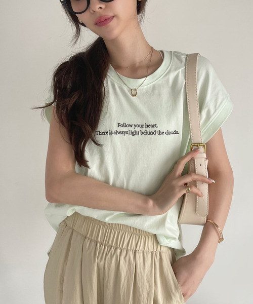 Eclat one（エクラワン）の「レタリング刺繍 フレンチスリーブ カットソー（Tシャツ/カットソー・レディース・オフホワイト/ネイビー/ミント・FREE）」の16枚目の写真