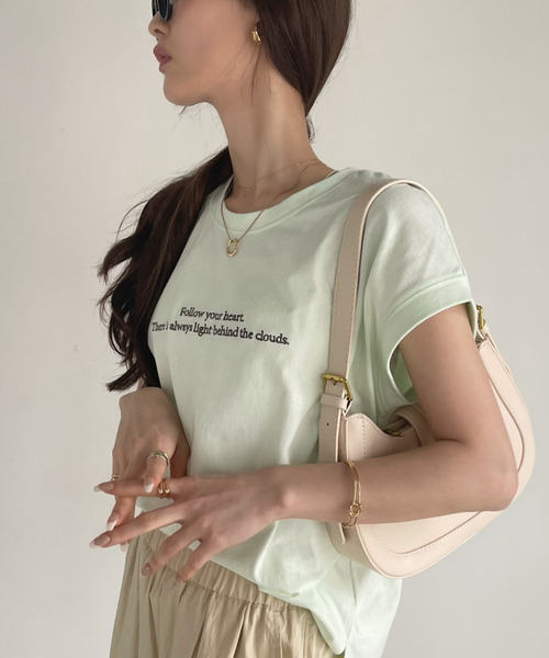 Eclat one（エクラワン）の「レタリング刺繍 フレンチスリーブ カットソー（Tシャツ/カットソー・レディース・オフホワイト/ネイビー/ミント・FREE）」の17枚目の写真