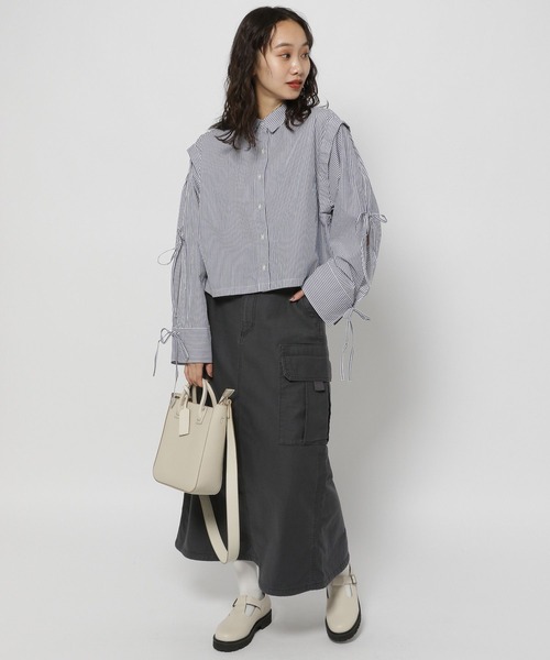 niko and...（ニコアンド）の「マーセリボンスリーブシャツ（シャツ/ブラウス・レディース・ネイビー/オレンジ/ホワイト/ブルー・BIG(L)/SHORT）」の11枚目の写真