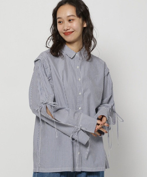 niko and...（ニコアンド）の「マーセリボンスリーブシャツ（シャツ/ブラウス・レディース・ネイビー/オレンジ/ホワイト/ブルー・BIG(L)/SHORT）」の17枚目の写真