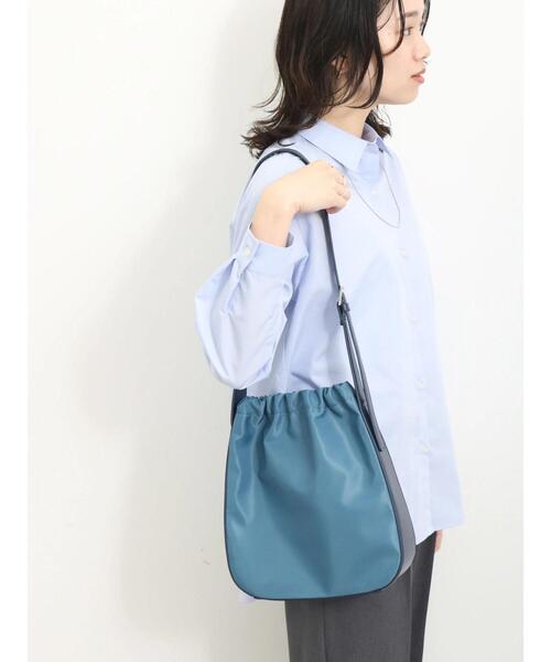 Samansa Mos2 blue(サマンサモスモスブルー)の「ワンハンドルナイロンコンビトート(ハンドバッグ・レディース・ターコイズブルー/ブラック/ライトベージュ・F)」の15枚目の写真