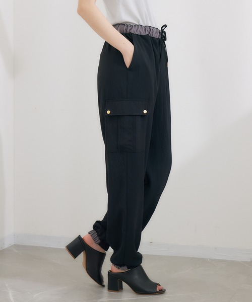 KATHARINE ROSS（キャサリンロス）の「【KATHARINE ROSS】テープデザインイージーカーゴパンツ（カーゴパンツ・レディース・ブラック/カーキ・MEDIUM）」の15枚目の写真