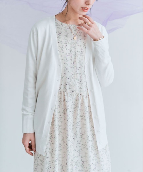 kirakiraShop（キラキラショップ）の「Vネック ロング ベーシック ニット カーディガン（カーディガン/ボレロ・レディース・アイボリー/杢グレー/オフホワイト/チャコール/ネイビー/レッド/ブラック/ベージュ/ダークグリーン/ライトブルー/ブルー/ラベンダー・FREE）」の16枚目の写真