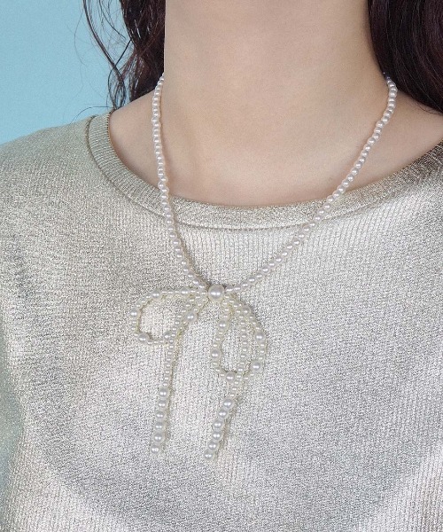 Casselini（キャセリーニ）の「Casselini(キャセリーニ)リボンビーズネックレス（ネックレス・レディース・ブラック/ホワイト・FREE）」の5枚目の写真