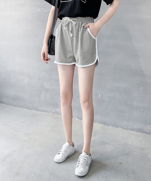 Miniministore(ミニミニストア)の「パイピング ショートパンツ 韓国 部屋着(スウェットパンツ・レディース・ダークグレー/ピンク/ライトグレー/ホワイト/ネイビー/ブラック/レッド・FREE)」の13枚目の写真