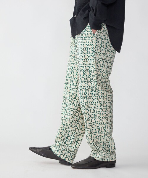 SHIPS（シップス）の「SHIPS: タイプライター プリント イージー パンツ（その他パンツ・メンズ・イエロー/ダークグリーン/ブラウン/ネイビー/ダークブルー/グリーン/ナチュラル・MEDIUM/LARGE）」の3枚目の写真