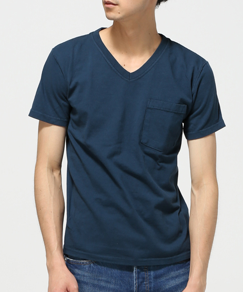Goodwear(Since1983)(グッドウェア)の「GOOD WEAR / グッドウエア: V-Neck Pocket Tee Slim WHT Tシャツ #(Tシャツ/カットソー・メンズ・ボルドー/ホワイト/ピンク/バーガンディー/アイボリー/ライトブルー/ネイビー/オレンジ/ブルー系その他/ブラック/サックスブルー/チャコールグレー/グリーン/グレー・LARGE/SMALL/X-LARGE/MEDIUM)」の8枚目の写真