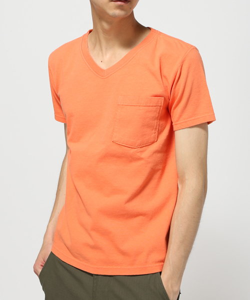 Goodwear(Since1983)(グッドウェア)の「GOOD WEAR / グッドウエア: V-Neck Pocket Tee Slim WHT Tシャツ #(Tシャツ/カットソー・メンズ・ボルドー/ホワイト/ピンク/バーガンディー/アイボリー/ライトブルー/ネイビー/オレンジ/ブルー系その他/ブラック/サックスブルー/チャコールグレー/グリーン/グレー・LARGE/SMALL/X-LARGE/MEDIUM)」の11枚目の写真