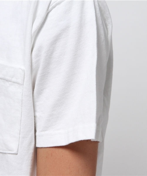 Goodwear(Since1983)(グッドウェア)の「GOOD WEAR / グッドウエア: V-Neck Pocket Tee Slim WHT Tシャツ #(Tシャツ/カットソー・メンズ・ボルドー/ホワイト/ピンク/バーガンディー/アイボリー/ライトブルー/ネイビー/オレンジ/ブルー系その他/ブラック/サックスブルー/チャコールグレー/グリーン/グレー・LARGE/SMALL/X-LARGE/MEDIUM)」の22枚目の写真