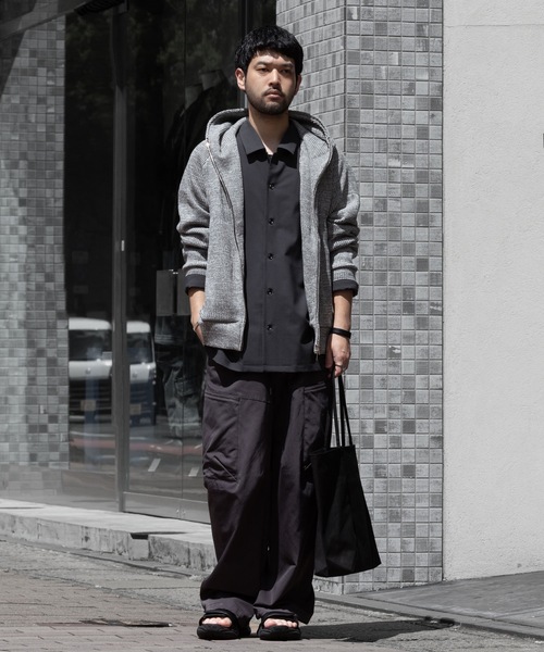 ATTACHMENT（アタッチメント）の「NY/CO ツイル ワイドカーゴトラウザーズ / NY/CO TWILL WIDE CARGO TROUSERS（カーゴパンツ・メンズ・ブラック/ダークグレー/ボルドー・1/2/3）」の11枚目の写真