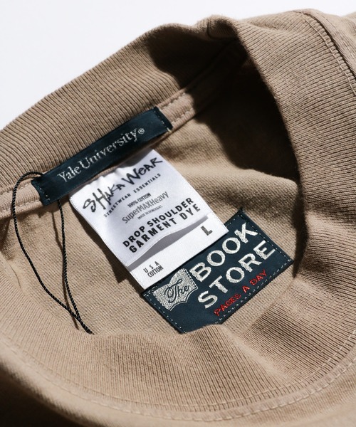 SUNNY SPORTS(サニースポーツ)の「The BOOK STORE / ザブックストア YALE LOGO SS TEE イエール大学ロゴTシャツ(Tシャツ/カットソー・メンズ・サンドベージュ/チャコールグレー/オリーブ系・MEDIUM/LARGE/X-LARGE/SMALL)」の19枚目の写真