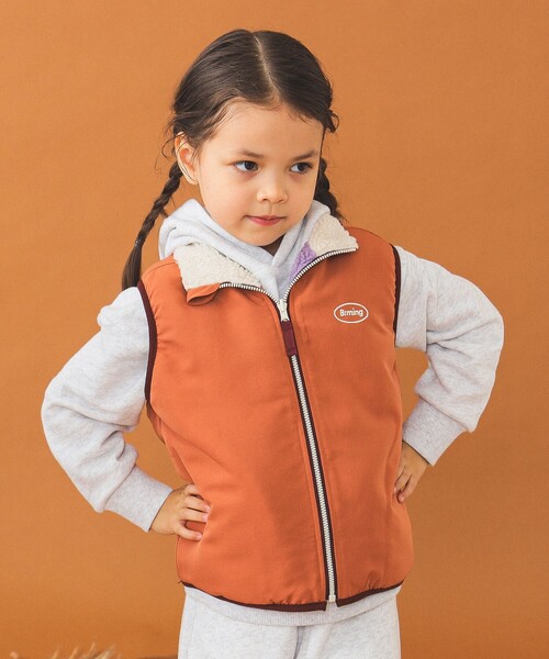 B:MING by BEAMS（ビーミングバイビームス）の「リバーシブル ボア ベスト（100～140cm）（ベスト・キッズ・パープル/グリーン・100/110/120/130/140）」の4枚目の写真