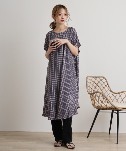 FUNALIVE（ファンアライブ）の「je crois soi レーヨンプリントワンピース（チュニック・レディース・G/A/F/D/C/H/E/Y/B・FREE）」の6枚目の写真