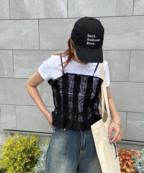 y/m by misato（イムバイミサト）の「刺繍オーガンジービスチェ（ベスト・レディース・アイボリー/ブラック・FREE）」の4枚目の写真