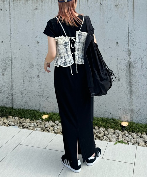y/m by misato（イムバイミサト）の「刺繍オーガンジービスチェ（ベスト・レディース・アイボリー/ブラック・FREE）」の5枚目の写真