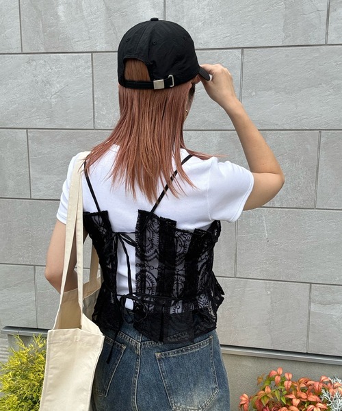 y/m by misato（イムバイミサト）の「刺繍オーガンジービスチェ（ベスト・レディース・アイボリー/ブラック・FREE）」の11枚目の写真