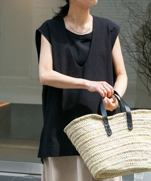 FORK&SPOON(フォークアンドスプーン)の「FORK&SPOON ジャガードVネックプルオーバー(ベスト・レディース・ブラック/アイボリー・1)」の3枚目の写真