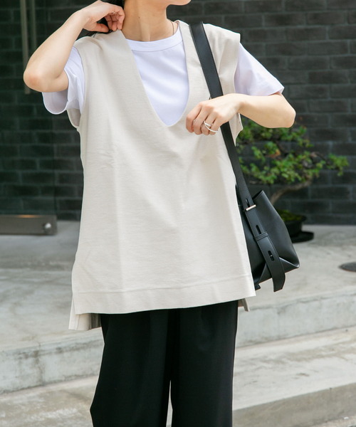 FORK&SPOON(フォークアンドスプーン)の「FORK&SPOON ジャガードVネックプルオーバー(ベスト・レディース・ブラック/アイボリー・1)」の9枚目の写真