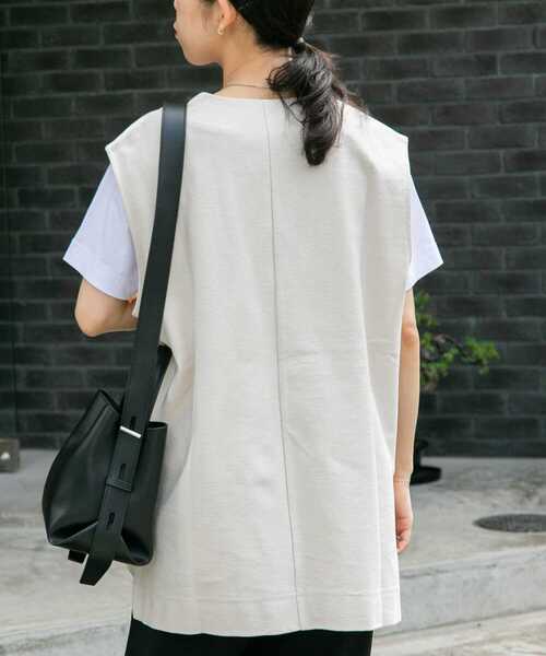 FORK&SPOON(フォークアンドスプーン)の「FORK&SPOON ジャガードVネックプルオーバー(ベスト・レディース・ブラック/アイボリー・1)」の11枚目の写真