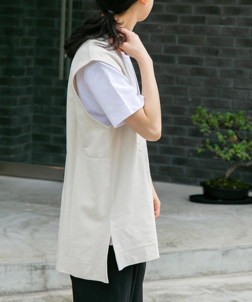 FORK&SPOON(フォークアンドスプーン)の「FORK&SPOON ジャガードVネックプルオーバー(ベスト・レディース・ブラック/アイボリー・1)」の13枚目の写真