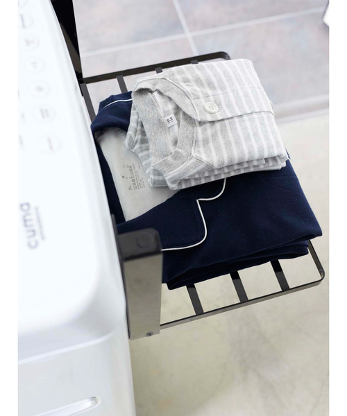 tower（タワー）の「【tower】 洗濯機横マグネット折畳み棚（ランドリーグッズ・レディース・ホワイト/ブラック・フリー）」の13枚目の写真