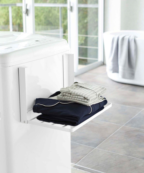tower（タワー）の「【tower】 洗濯機横マグネット折畳み棚（ランドリーグッズ・レディース・ホワイト/ブラック・フリー）」の8枚目の写真