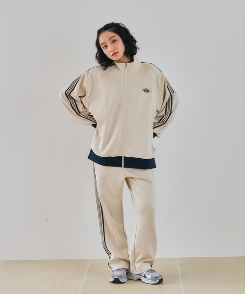 KANGOL SPORT（カンゴールスポーツ）の「【KANGOL SPORT】サイドライントラックジャケット《UV対策・ストレッチ・ジャージ》◆新色追加◆（ジャージ・レディース・ブラック/アイボリー/サックスブルー/カーキ/ネイビー/ブラウン/ホワイト/ベージュ・LL/L/M）」の17枚目の写真