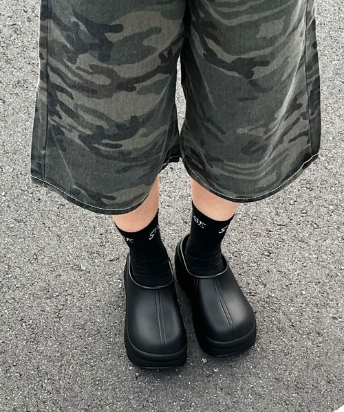 MEMECLE（メメクル）の「【 MEMECLE / メメクル 】軽量 EVA プラットフォーム クロッグ ミュールサンダル（スリッポン・レディース・ブラック/アイボリー/ホワイト・40/38/36）」の18枚目の写真