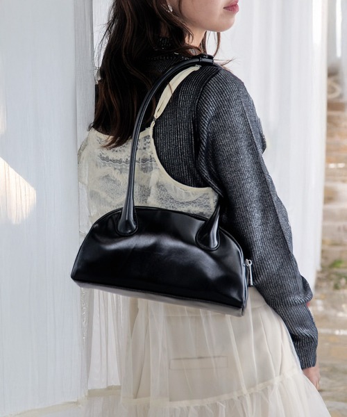 MAISON BREEZE reveur(メゾンブリーズレヴール)の「【MAISON BREEZE reveur】ロングハンドルボストンバッグ/ハンドバッグ(ショルダーバッグ・レディース・シルバー/ブラック・FREE)」の1枚目の写真