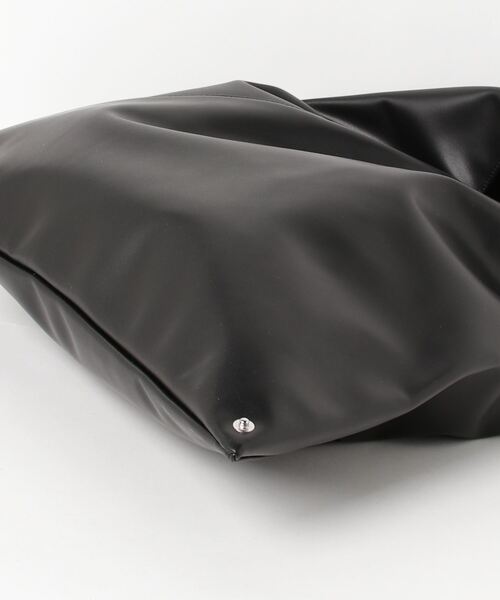 MM6 Maison Margiela（ｴﾑｴﾑｼｯｸｽ ﾒｿﾞﾝ ﾏﾙｼﾞｪﾗ）の「MM6 MAISON MARGIELA / エムエムシックス メゾンマルジェラ：CLASSIC JAPANESE HANDBAG：S54WD0039-P4313[RIP]（トートバッグ・メンズ・ブラック・FREE）」の5枚目の写真