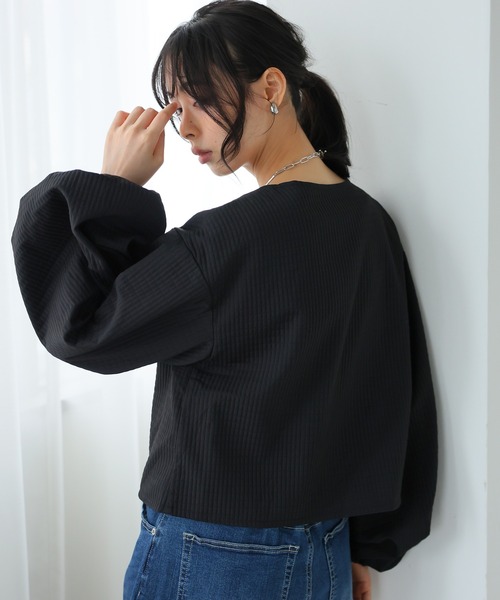 itto...(イット)の「ボリュームスリーブエンボスチェックカーディガン(カーディガン/ボレロ・レディース・ブルー/ブラック/アイボリー・M)」の8枚目の写真