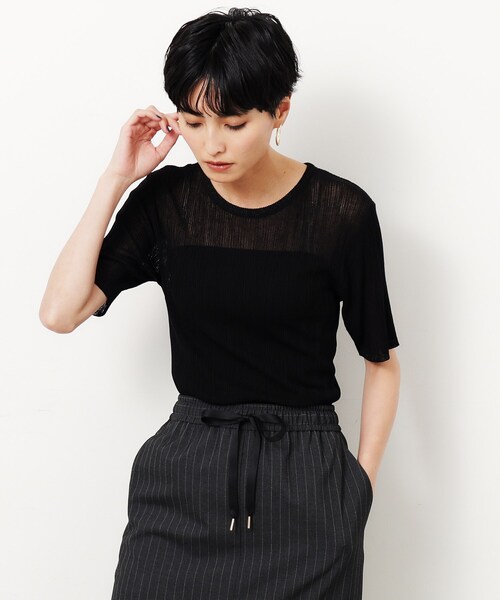 OPAQUE.CLIP（オペークドットクリップ）の「ラメ使いシアーニットプルオーバー【洗濯機洗い可/抗ピル】（ニット/セーター・レディース・ライトグレー/ブラック/ブルー系その他・38/40/42）」の4枚目の写真