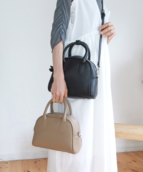 Crisp（クリスプ）の「【ZOZO限定】ショルダーボストンバッグ（ショルダーバッグ・レディース・ブラック/ベージュ・FREE）」の13枚目の写真