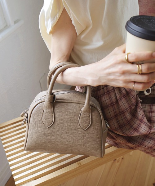 Crisp（クリスプ）の「【ZOZO限定】ショルダーボストンバッグ（ショルダーバッグ・レディース・ブラック/ベージュ・FREE）」の4枚目の写真