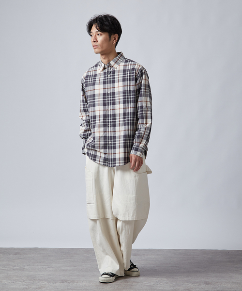 B.C STOCK（ベーセーストック）の「PLAID ロングスリーブチェックシャツ（シャツ/ブラウス・メンズ・ネイビー/ダークブルー/ブルー系その他/ブラック/アイボリー・MEDIUM/LARGE）」の14枚目の写真