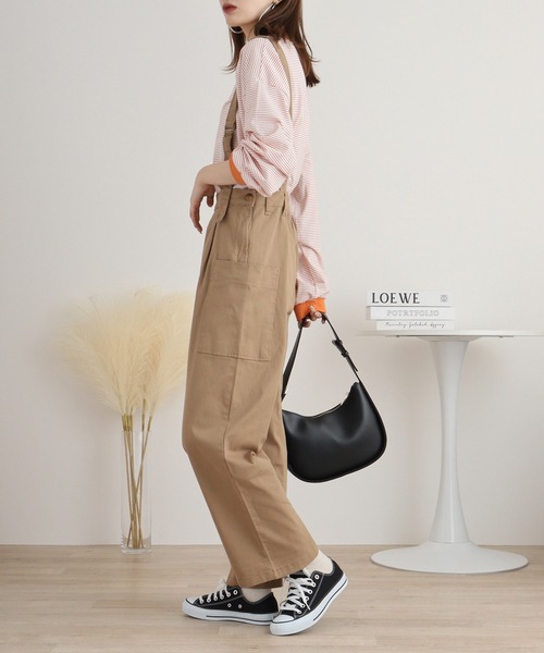 atONE(アットワン)の「サイドビックポケットサロペットパンツ(サロペット/オーバーオール・レディース・カーキ/ブラック/ベージュ・M/L/LL/3L/4L)」の9枚目の写真